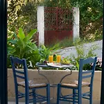 Hotel de apartamente Theodora 4*