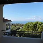 Theodora Apartahotel Lakíthra
