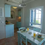 Apart Otel Theodora
