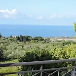 Theodora 4*