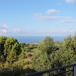 Theodora 4*