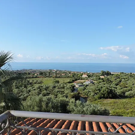 Hotel apartamentowy Theodora 4*